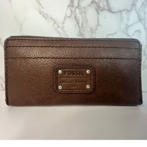 Fossil Long Live Vintage 1954 Brown Trifold Wallet Cowhide Leather 7" x 4"